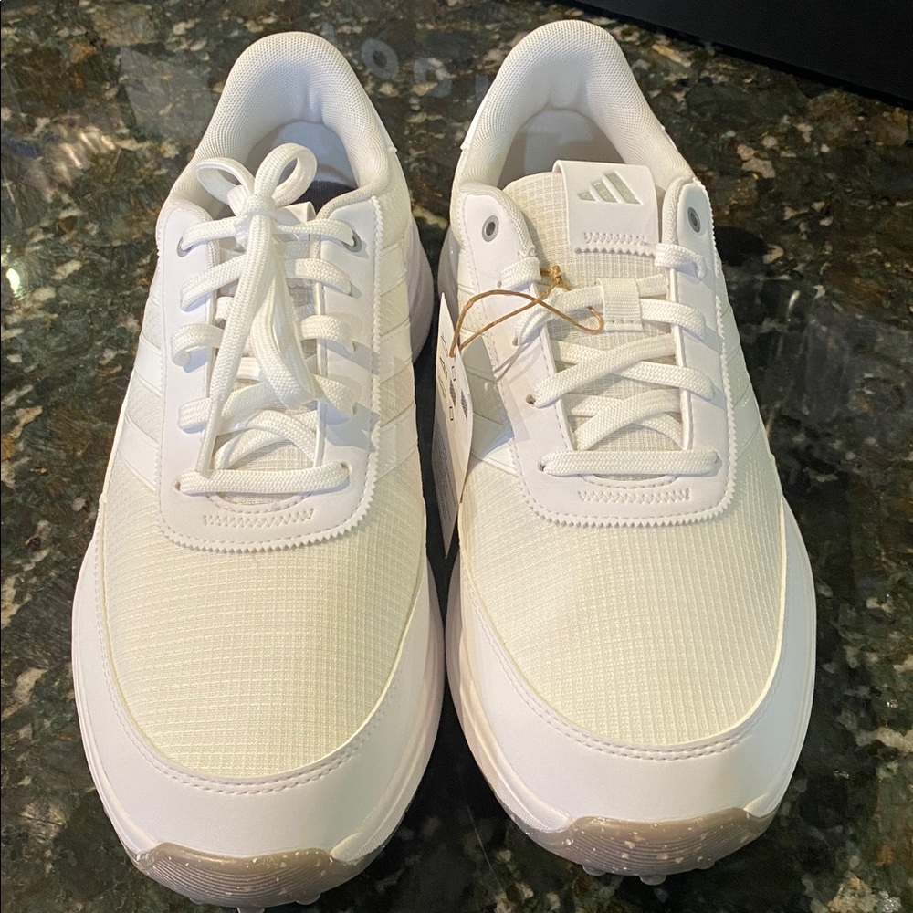 🧡SOLD🧡Adidas NWT golf shoes - Picture 2 of 6